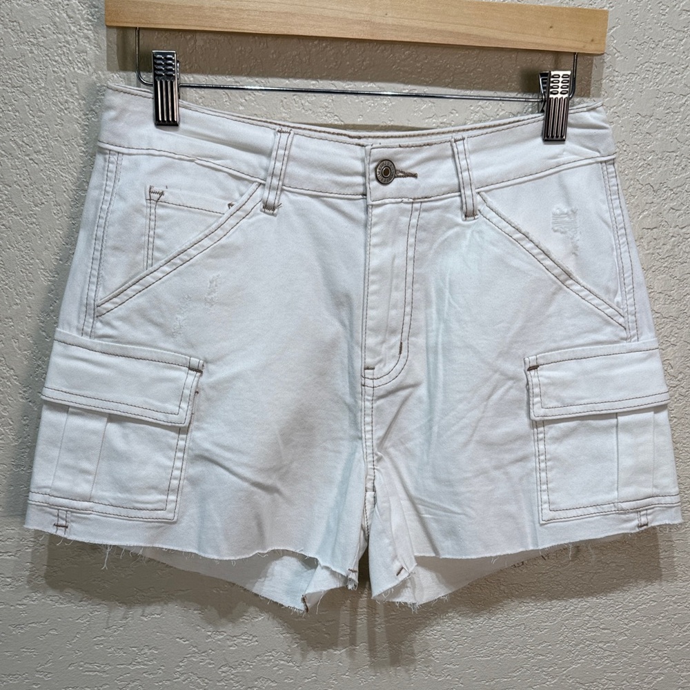 Eesome Women Small White Cargo‎ Raw Hem Cut Off Stretch Shorts NWT